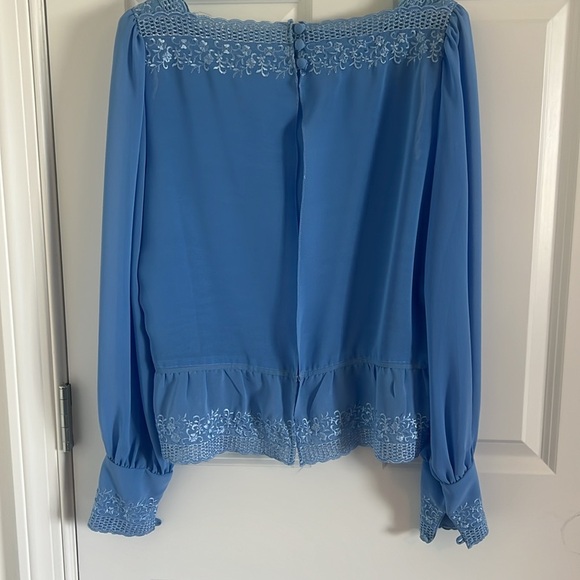 Gorgeous Blue Vintage Blue with Exquisite Embroidered Detail Open Back Size S/M - Picture 5 of 11